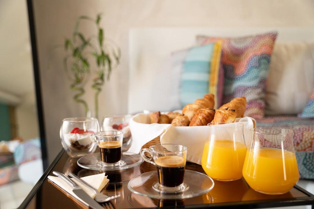 Saint Sin Suites - Adults Only Imerovígli Extérieur photo